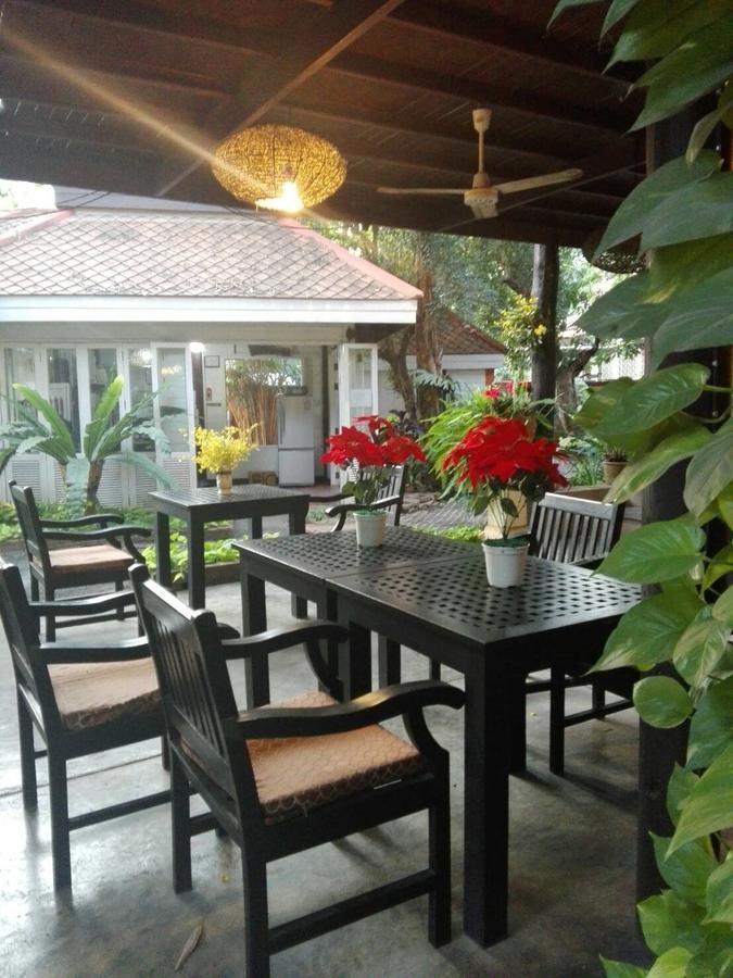 Smile House Boutique Hotel Chiang Mai Exterior photo